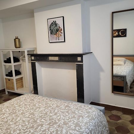 Brussels Bed & Blockchain Private Rooms With Shared Bathroom Etterbeek Номер фото