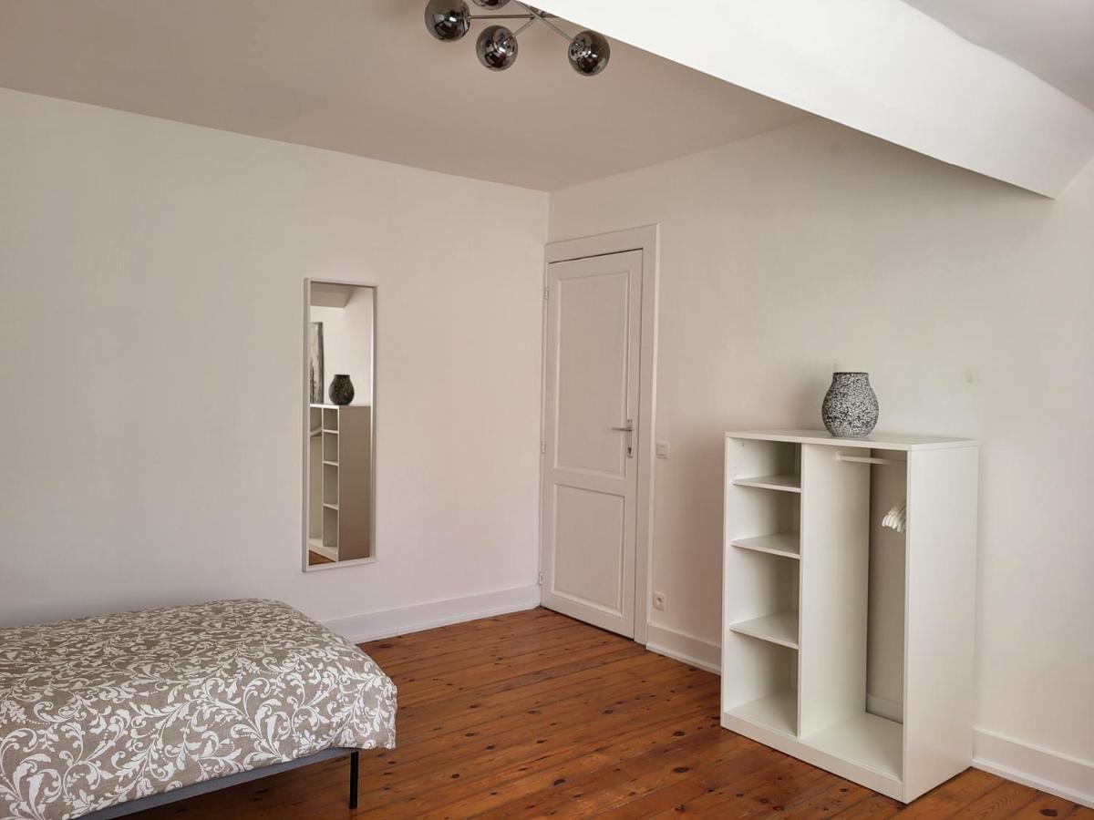 Brussels Bed & Blockchain Private Rooms With Shared Bathroom Etterbeek Екстер'єр фото