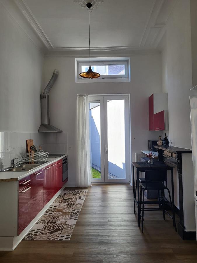Brussels Bed & Blockchain Private Rooms With Shared Bathroom Etterbeek Екстер'єр фото