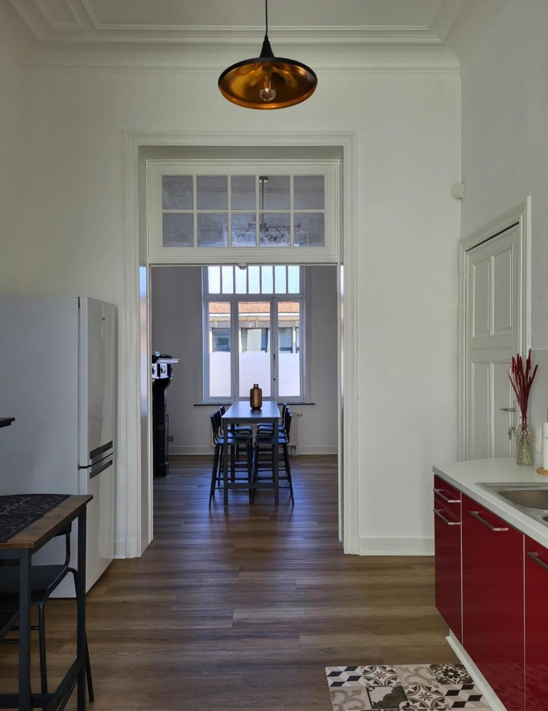 Brussels Bed & Blockchain Private Rooms With Shared Bathroom Etterbeek Екстер'єр фото